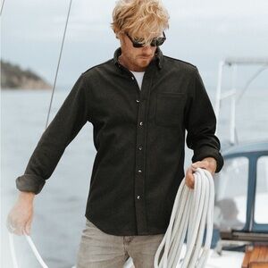 Men's dark green Anian Casual Button Down Shirt